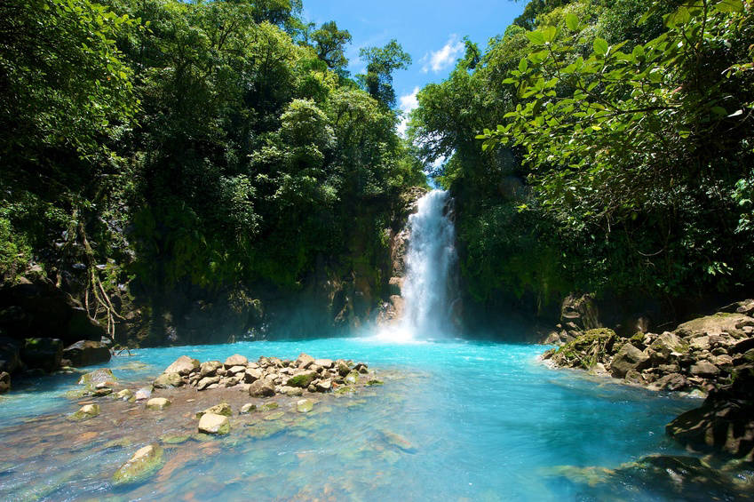 best waterfall to visit in Costa Rica Rio Celeste
