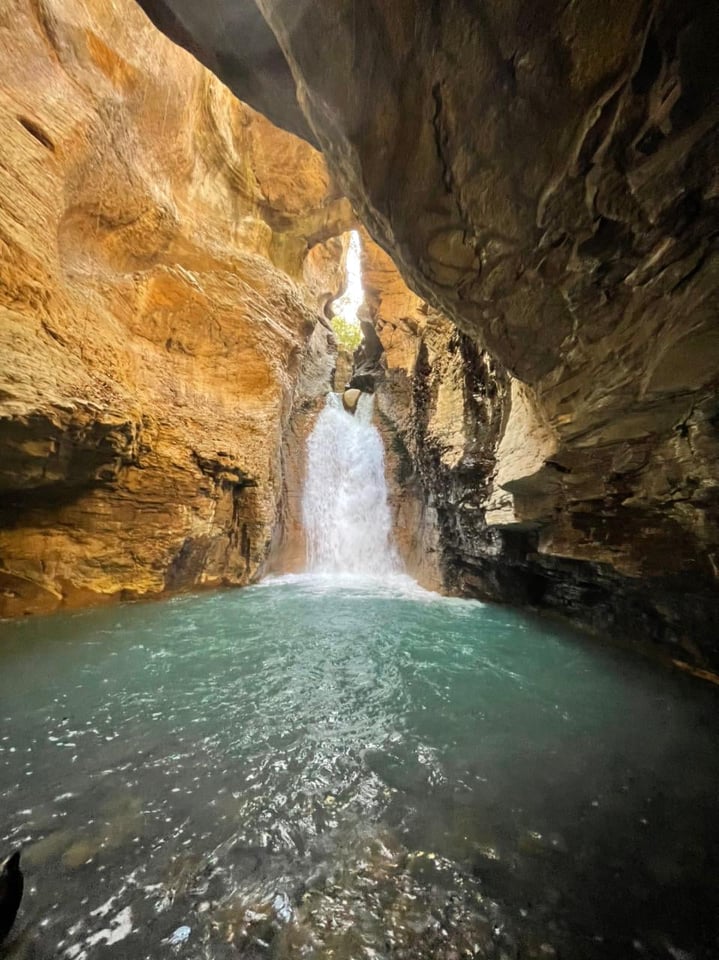 La Leona Waterfall Tour Guanacaste  hiking tour potrero beach waterfall trip